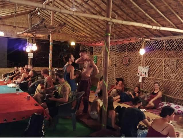 Hippie Hostel Or Goamazing Hostel Анжуна Екстер'єр фото